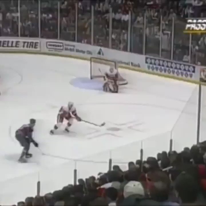 Darren McCarty Relives his Mauling of Claude Lemieux (March 26th, 1997) 
