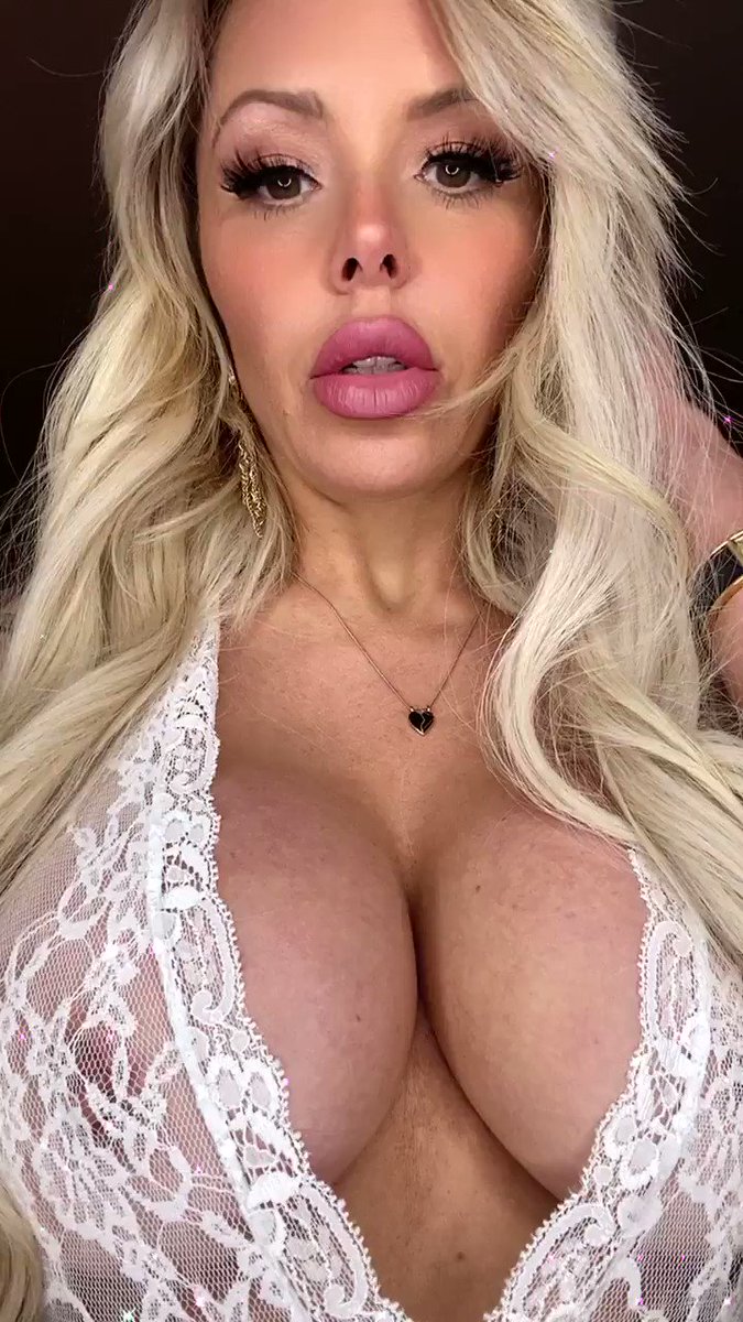 Nina elle insta