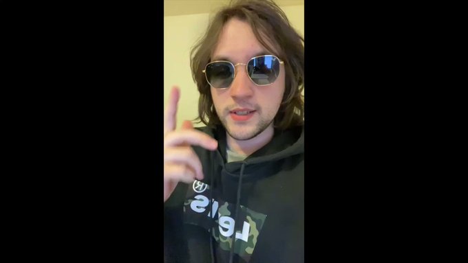 Ap&eacute;ro Bingo! 😂 #Macron20h #confinementSaison3 https://t.co/6mv3YyoR8A<a href="/tag/macron20h"class="tags">#Macron20h</a><a href="/tag/confinementsaison3"class="tags">#confinementSaison3</a>