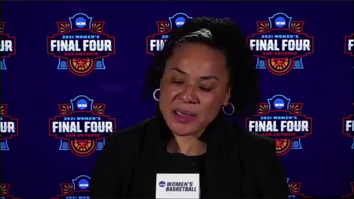@AaronCheslock's photo on dawn staley