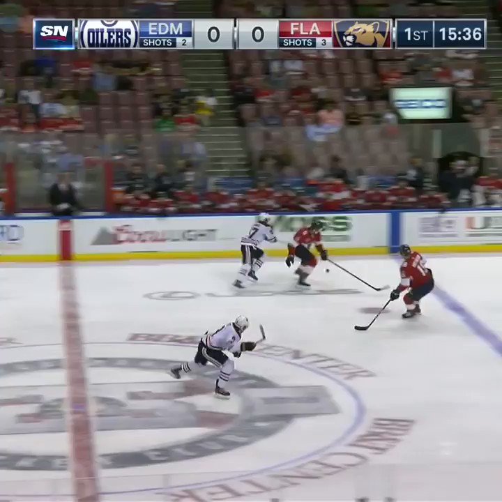 Happy birthday to one of the greats, Roberto Luongo (  