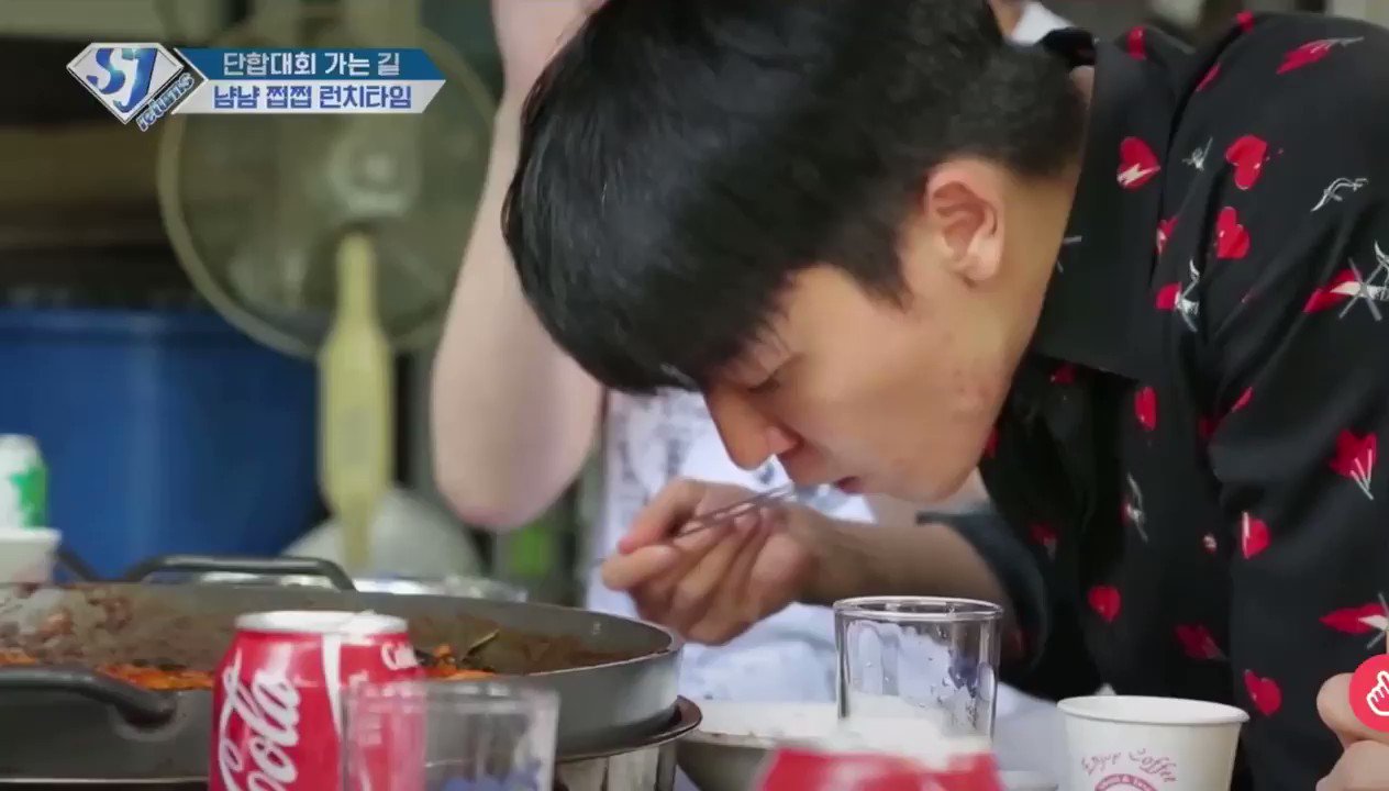 Happy birthday to the kindest gentleman Choi Siwon      