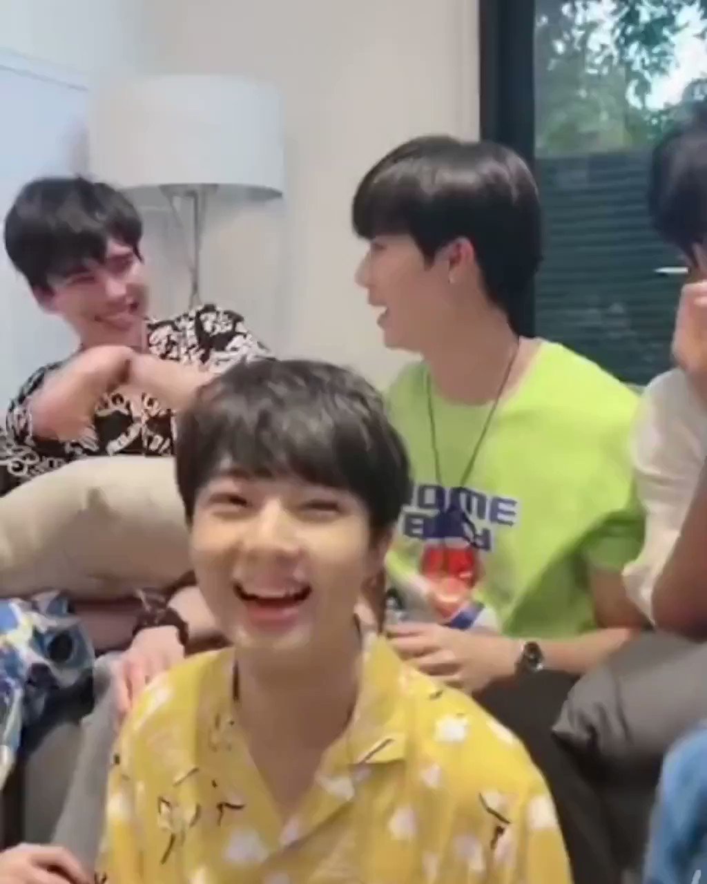 alex on Twitter "what was that reaction mr z 😭😭😭😭😭😭😭" / Twitter