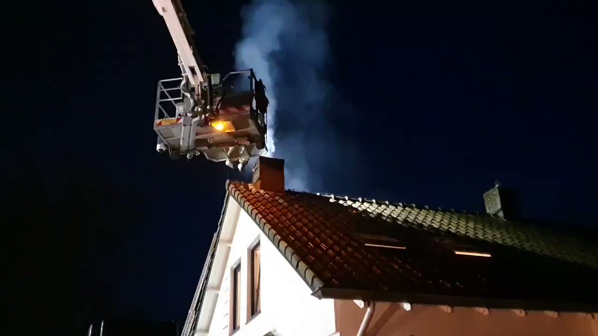 Melding brandweer Rijksstraatweg Voorst inzake schoorsteenbrand