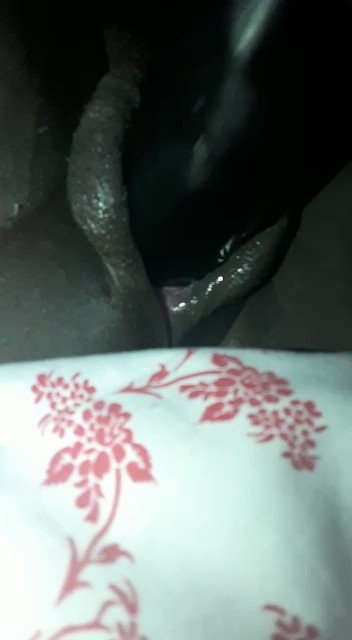 When she send me vids cause she miss me😈💧 https://t.co/w22LSj0XGO<a href="/tag/masturbait"class="tags"><span>#masturbait</span></a><a href="/tag/tread"class="tags"><span>#tread</span></a>