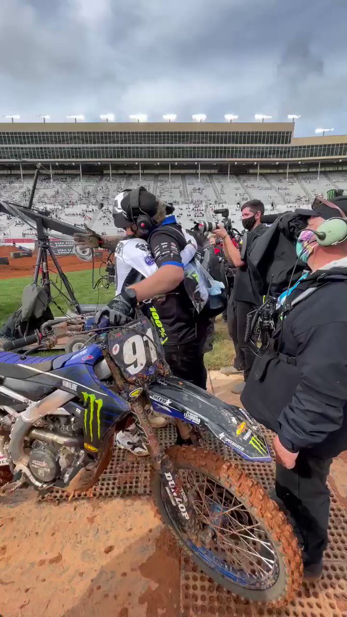 What a ride by @NateThrasher428 to grab is first career 250SX Main Event win here in Atlanta! π
#SupercrossLIVE #DropTheGate https://t.co/Fh22ug3aRm