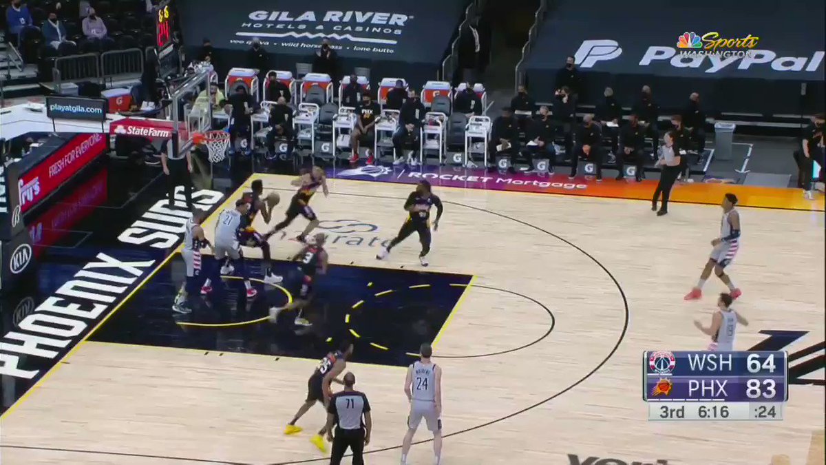 RT @Hoop_District: These Devin Booker bounce passes are out of control https://t.co/LY2bF0tX9V