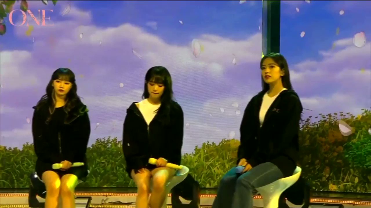 iz*one performance on X: 