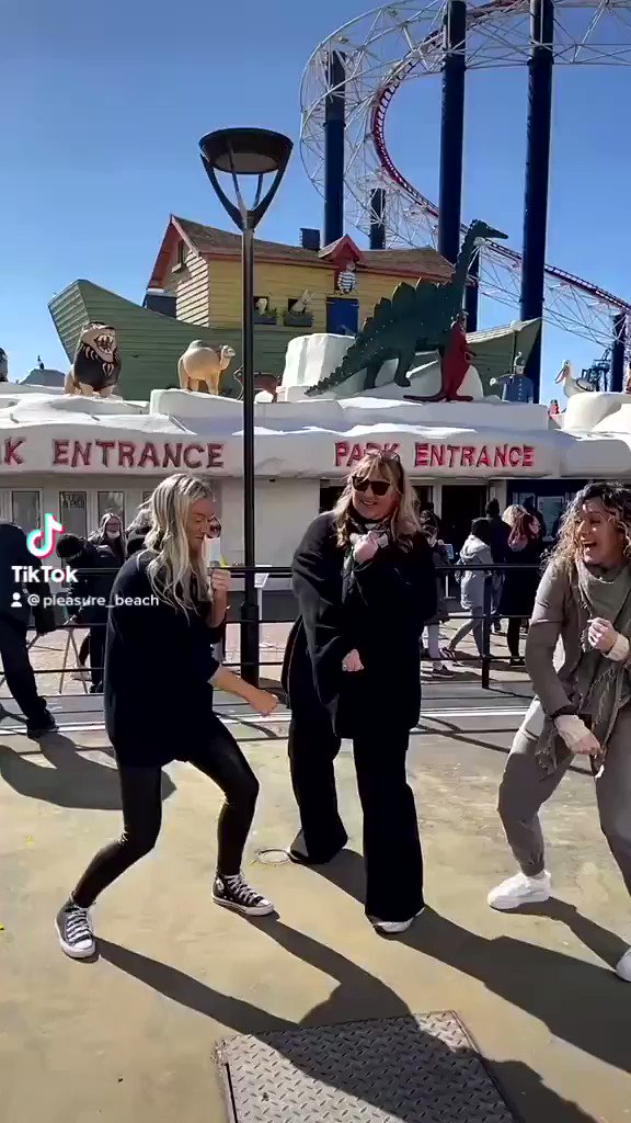Pleasure Beach🎢 on X: Everyone @Pleasure_Beach (especially