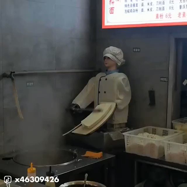 Robot kitchen will serve you now: https://t.co/nzPBWi2MhI