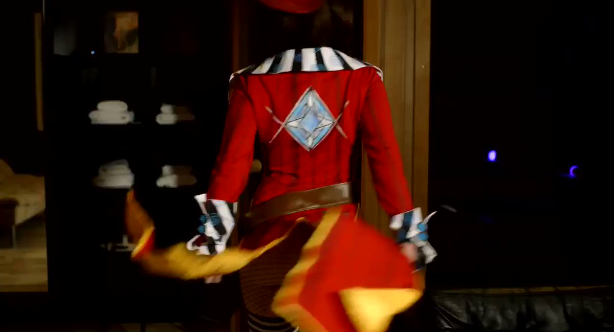 Model - Hella Bella messy