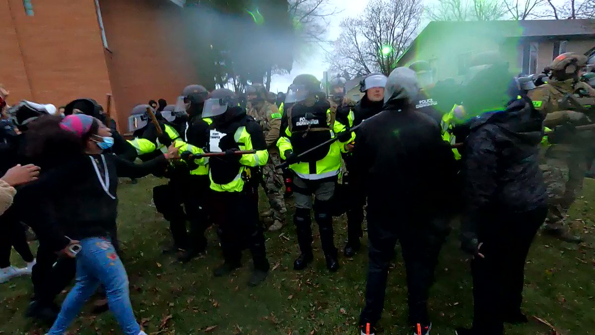 I was pepper sprayed in the eye while photographing the scene at the Brooklyn Center Police Department. I had cameras & my press credentials clearly in view. It came from the side w/o warning I was shooting so I didn’t even see it coming. This is a GoPro version of the incident. https://t.co/TIhzsnG1Ri
