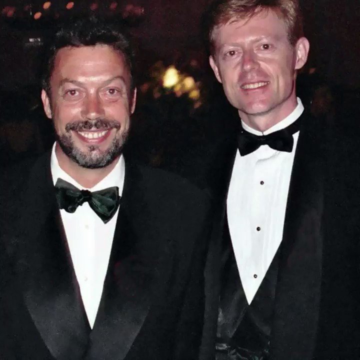  Happy 75th birthday to the brilliant English actor and singer, Tim Curry. 