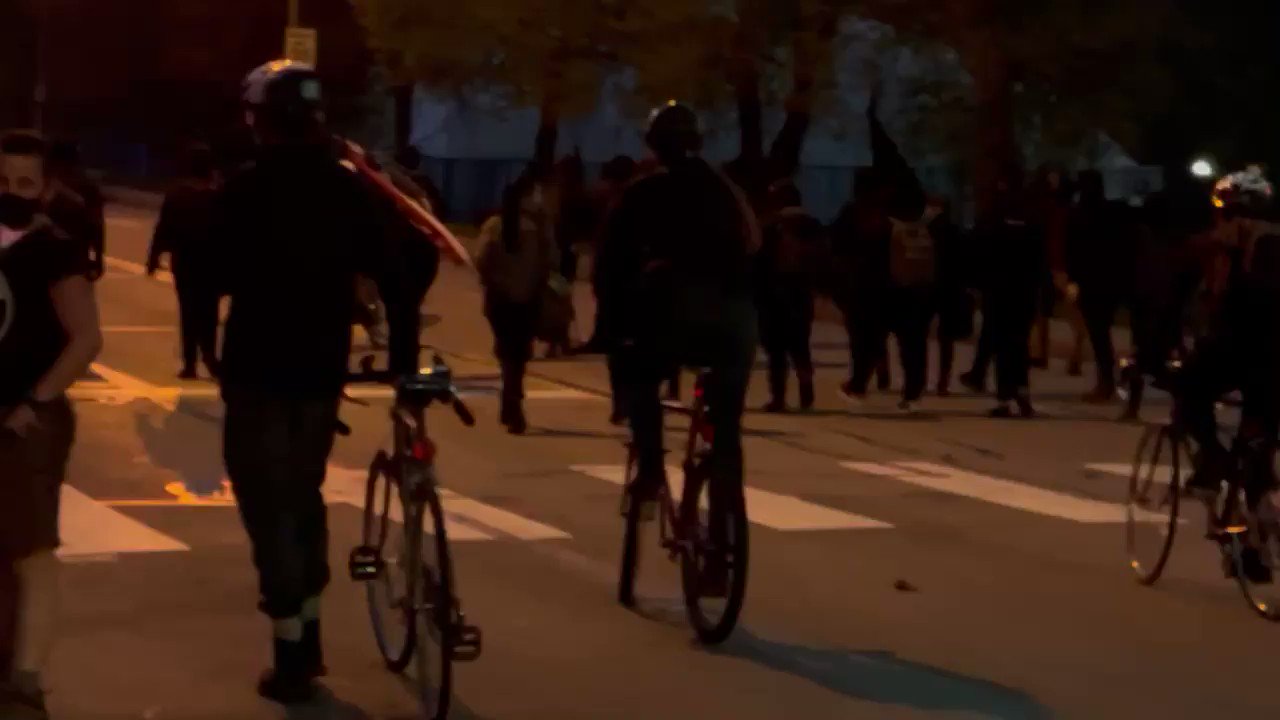 Natasha Lindstrom on Twitter "Then, the loosely organized march split