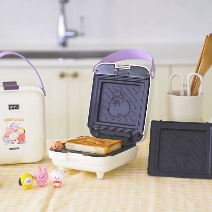 BT21 sandwich maker