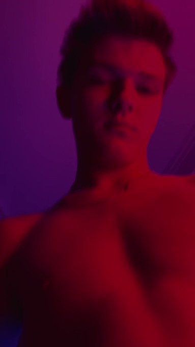 New post on OnlyFans?

https://t.co/Y0HcowM3u9 https://t.co/MmM5TMBlt5