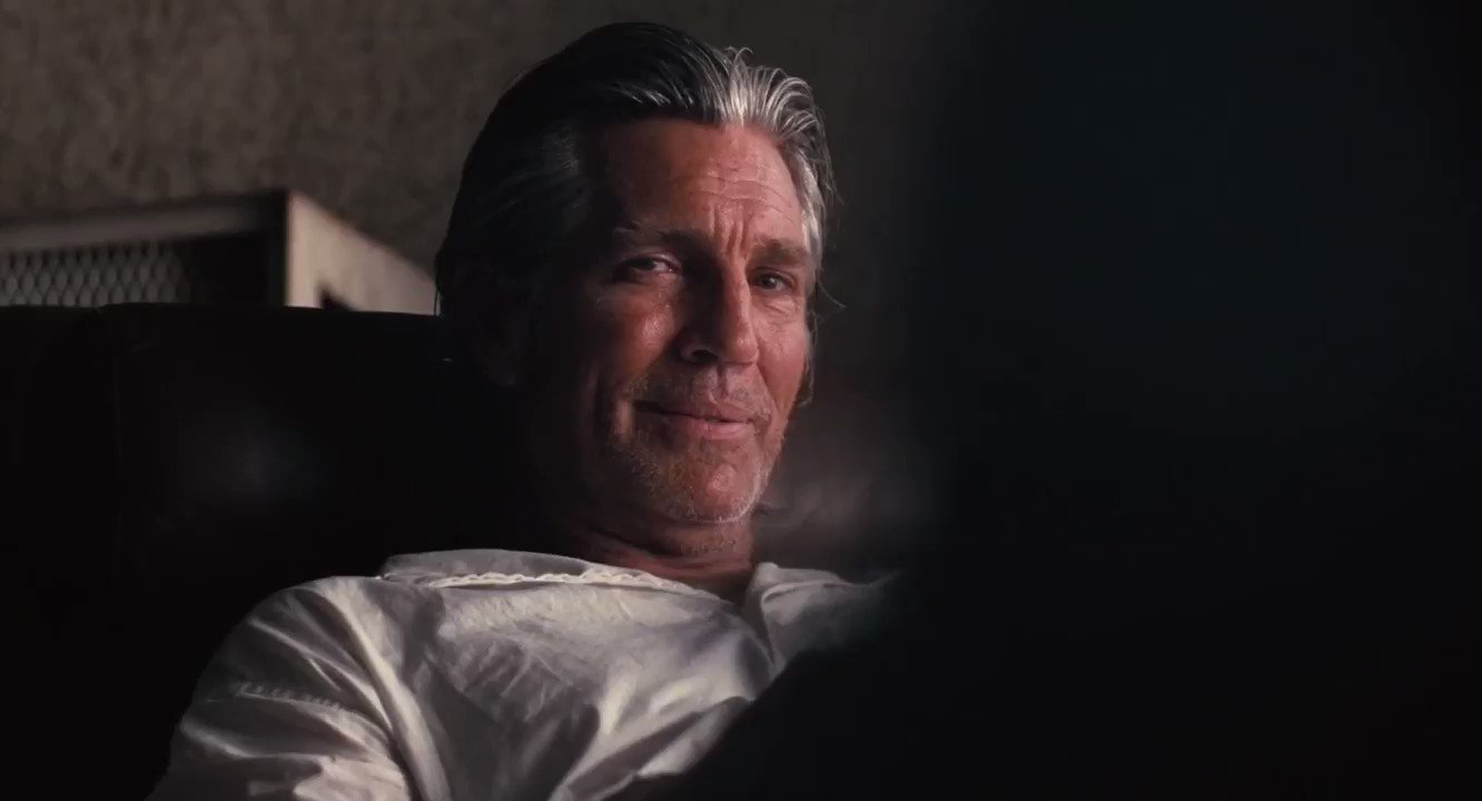 \"Hello little hippie\"
Happy 65th birthday Eric Roberts ~ Inherent Vice (2014) 