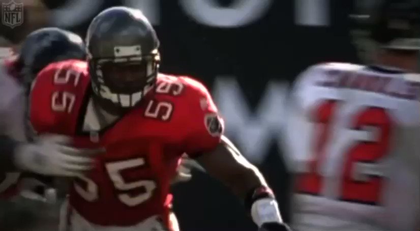 Derrick Brooks was a monster.

Happy 48th birthday to him! : Bucs Die Hards 