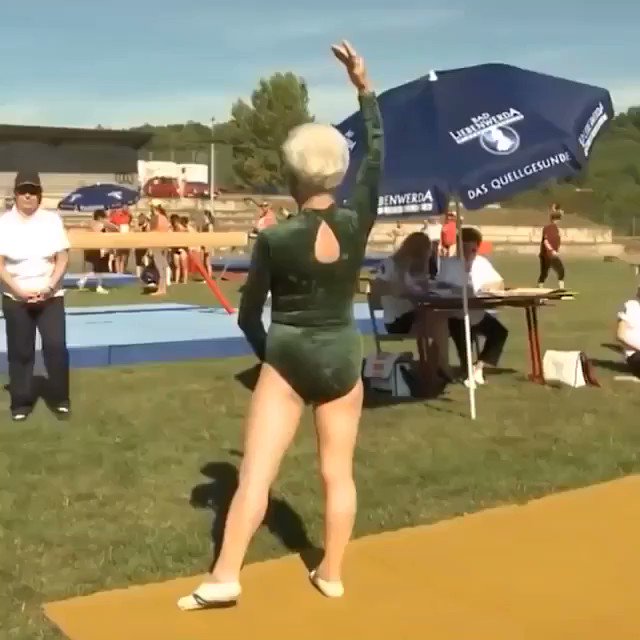 94 Летняя гимнастка Йоханна Кваас