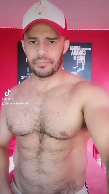 Excelente día #TeamCharlyDiaz https://t.co/StBBA3lLos