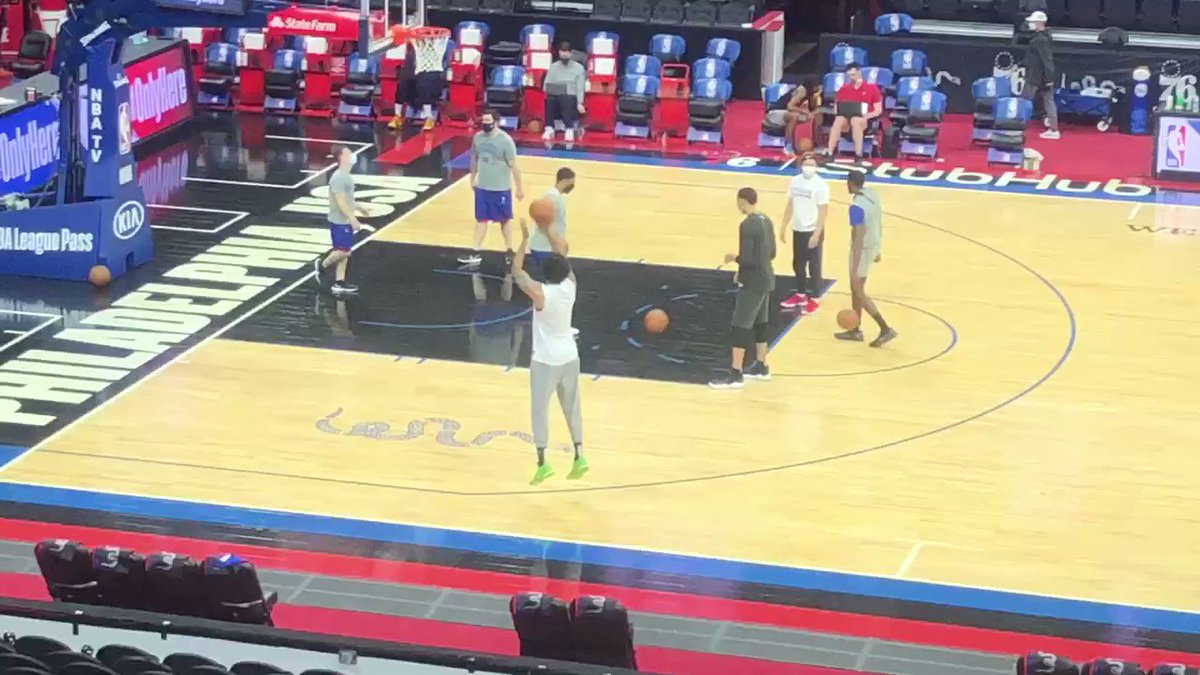 @PompeyOnSixers's photo on Mike Scott