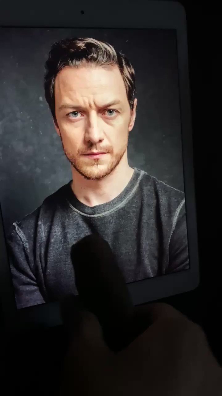 Happy birthday to James McAvoy, my present to him is a nice birthday cumshot  