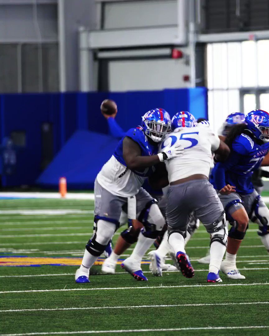 Kansas Football on Twitter "𝙗𝙖𝙡𝙡·𝙝𝙖𝙬𝙠 (noun) a skilled ball player, in