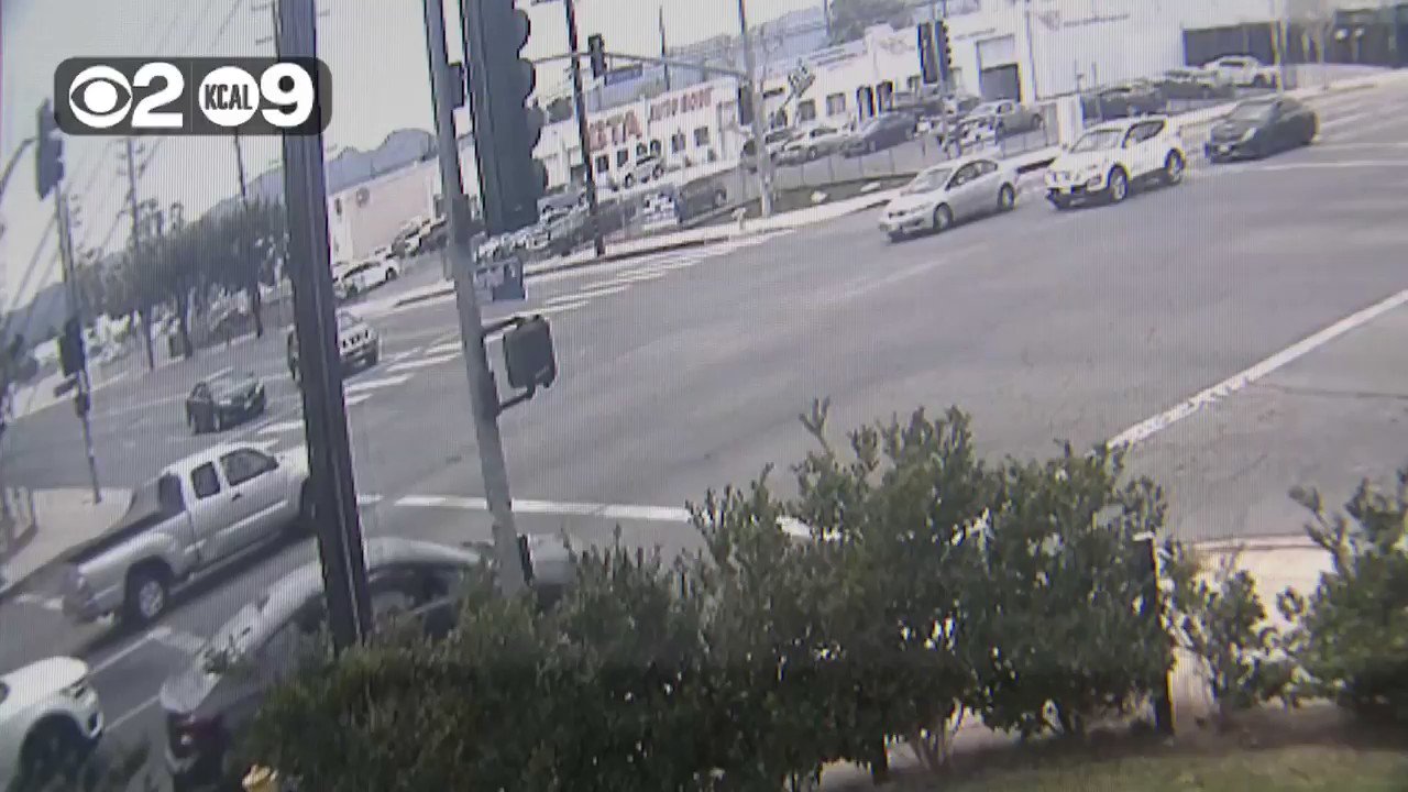 [情報] 剛簽約富保的19歲肯塔基後衛車禍過世