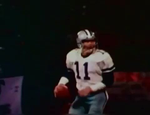 RT @SoheCoop: Danny White To Drew Pearson
#DallasCowboys
#CowboysNation https://t.co/fmc8G5XzSN