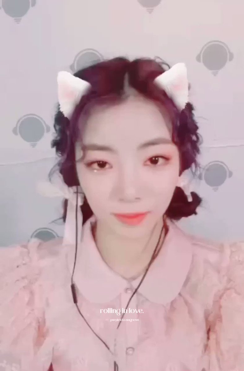 kay-on-twitter-the-pain-in-her-eyes