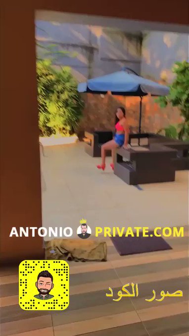 قحبة ما تعرف شي اول مرا تشوف شخص اجنبي و تمص زبري مص نكتها خلفي عنيف و دخلته بخرقها تدخيل ???

لمشاهدة