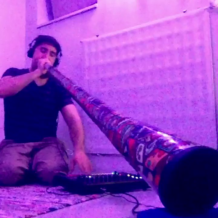 RT @JonesStardust: Toot toot! #didgeridoo #helsinki #beatbox #behringerrd1 https://t.co/MBFP4JlUsJ