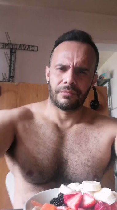 Excelentes noticias #TeamCharlyDiaz https://t.co/F3EFLyU8JI