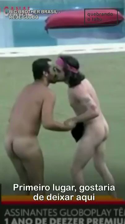 Se uma demonstração de afeto entre dois homens ou uma brincadeira entre dois amigos te incomoda, a nós não incomoda. Fique com 45 segundos de Gil e Fiuk dando bitoquinha e pulando pelados na piscina. https://t.co/vzGSzCsGfG