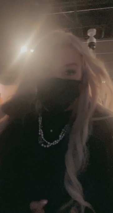 Last night was so much fun!! Thank you @ElsaJeanxxx ?? https://t.co/hCsSr24Vos