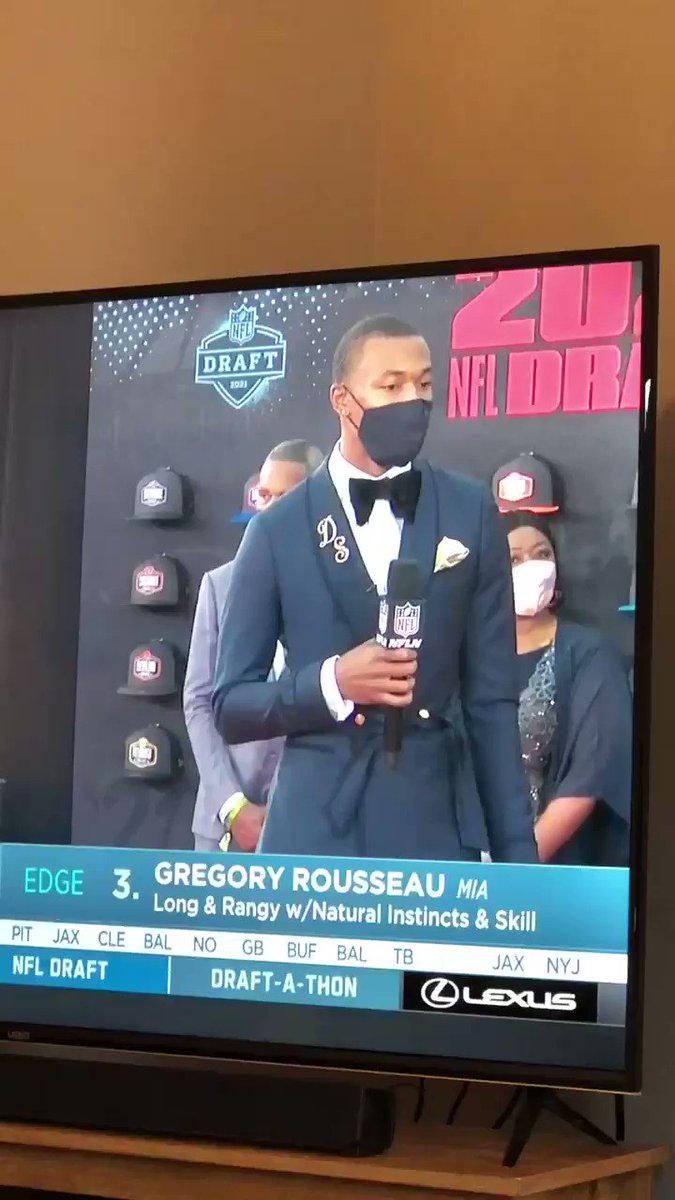 @JoeyMulinaro's photo on Mel Kiper