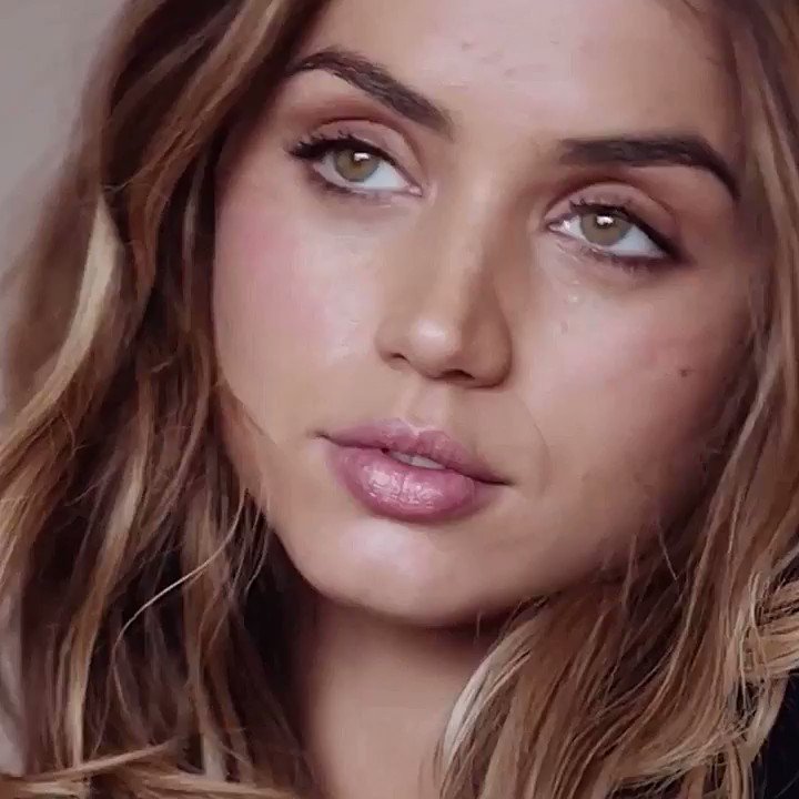 Happy birthday ana de armas!
