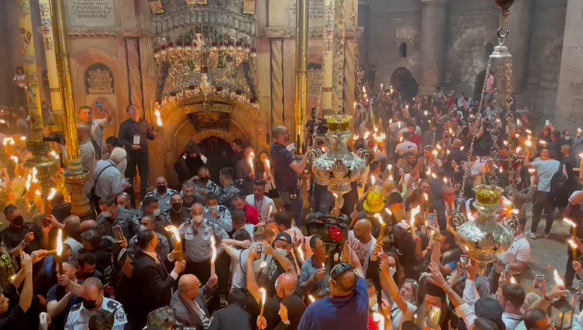 احتفال الكنيسة الأرثوذكسية بسبت النور المقدس في أورشليم القدس ...