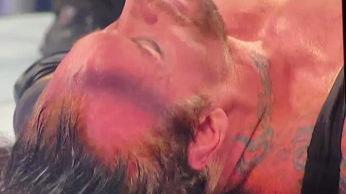 RT @JsmallSAINTS: That time Jeff Hardy pinned the fucking Undertaker https://t.co/P2kTwS4adS