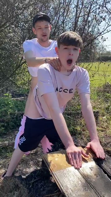 Everytime we try get some work done, it ends up with me shoving my bareback dick straight up @gaytwink0001’s