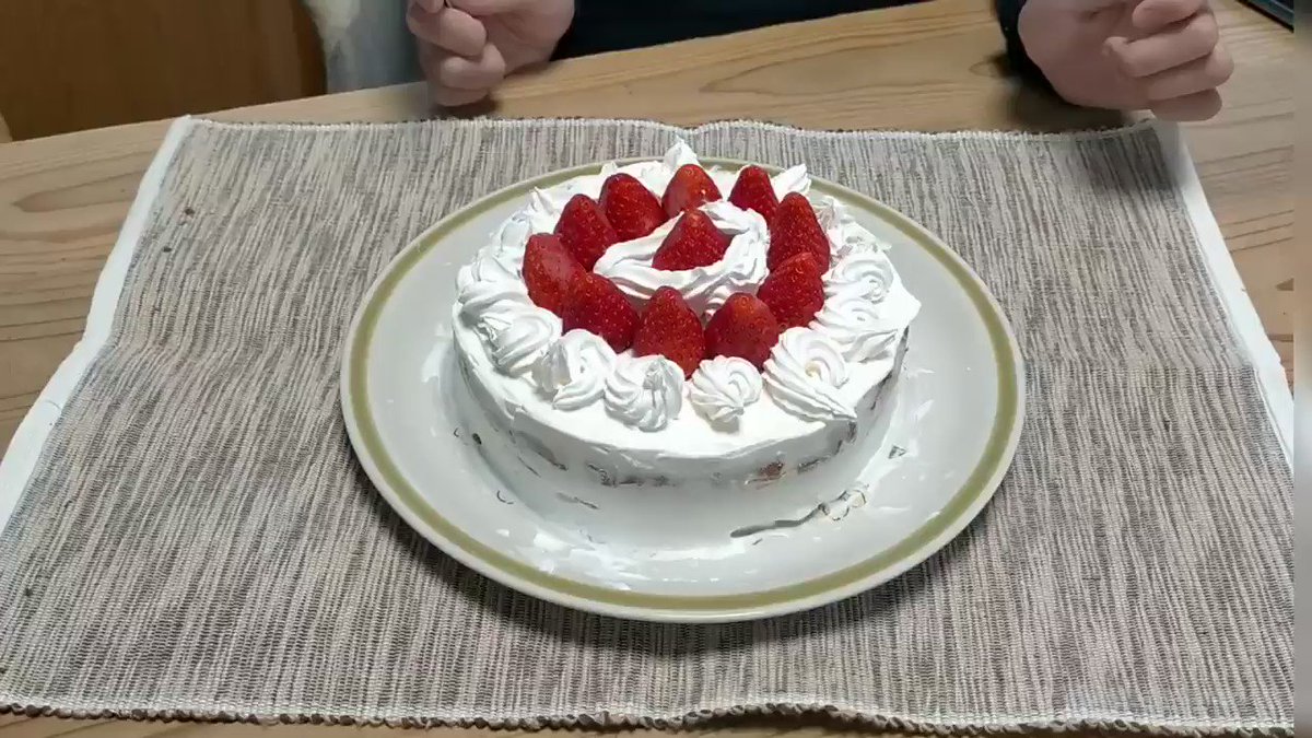 前川さなえ 中学生男子自作ケーキホール食いチャレンジダイジェスト