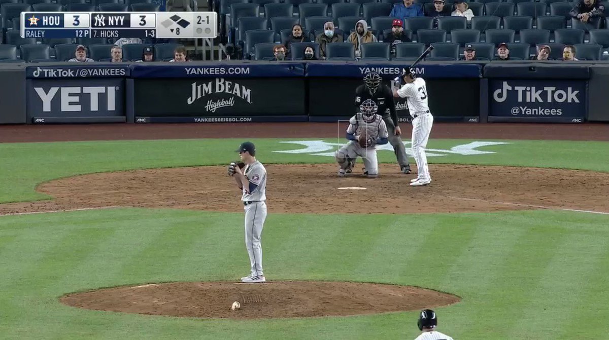 @TalkinYanks's photo on Aaron Hicks
