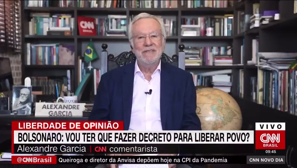 Mano que isso deu pane geral no Alexandre Garcia agora a pouco audhisbduahdh https://t.co/nkJ9C3escP