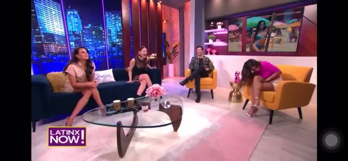 During an interview with LatinxNow, @Anitta revealed that "Girl From Rio" will possibly have a remix. https://t.co/1dBy01jIxH