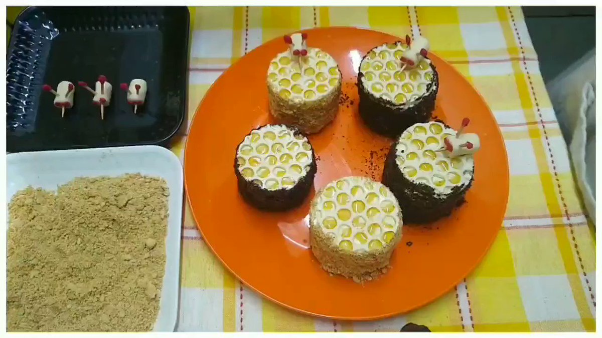 Russian Honey Cake : Mini cakes
https://t.co/K0O79A6xoB
⬆Click to watch full video⬆
#StaySafe #health #Trending #cake #russiancake #honeycake #Ramadan #food #YouTube #SaturdayMotivation https://t.co/xgpyp6iDVb