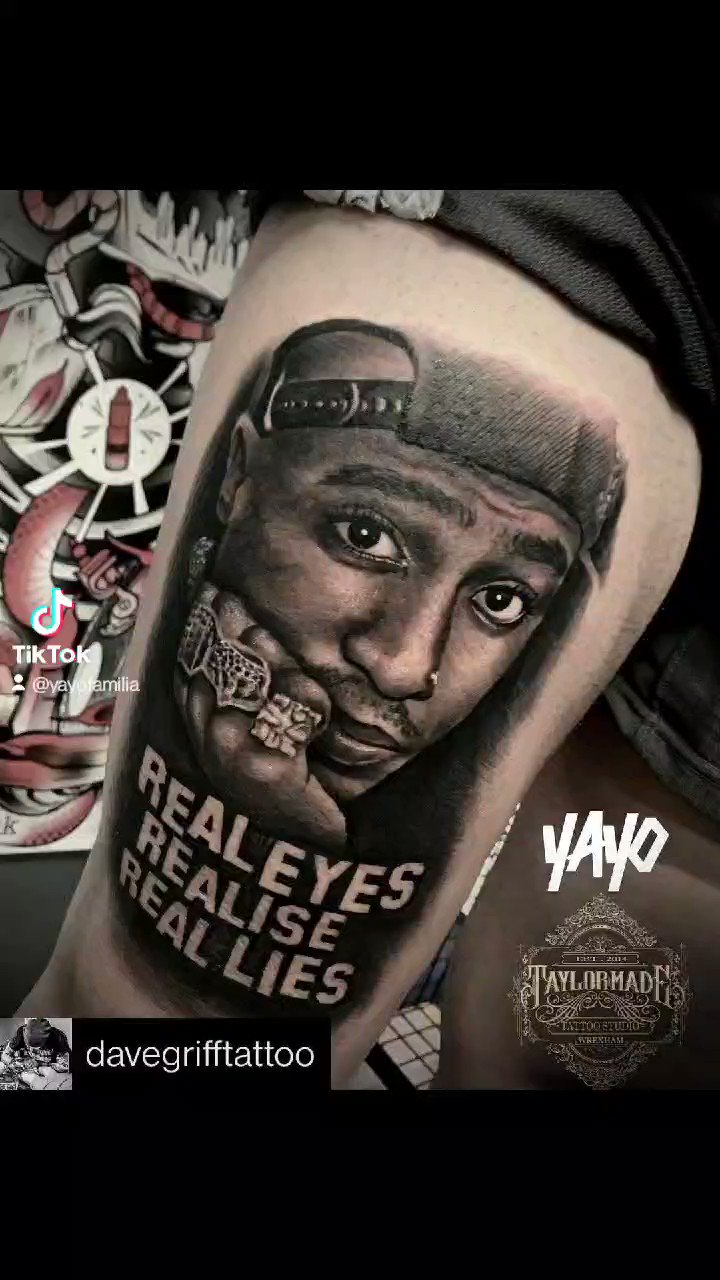 Real Eyes Realize Real Lies Tattoo تويتر \ YAYO Familia على تويتر: "Don't believe everything you hear: Real eyes, Realize, Real lies - Tupac Shakur 🧢🎤 #tupac #tupacamarushakur #realeyesrealizereallies #goodfellas #movie #movietattoo #blackandgreytattoo #blackandgreytattoos #bng ...