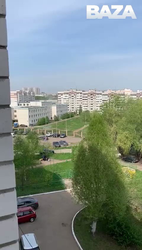 Children seen jumping from building amid school shooting in Kazan, Russia; at least 9 killed https://t.co/c8vlJcq4zV