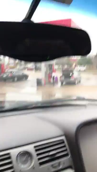 Zip bags would have been a better option π€£ to hold the gas - #NC people going crazy?! π https://t.co/UrLP3CvEok