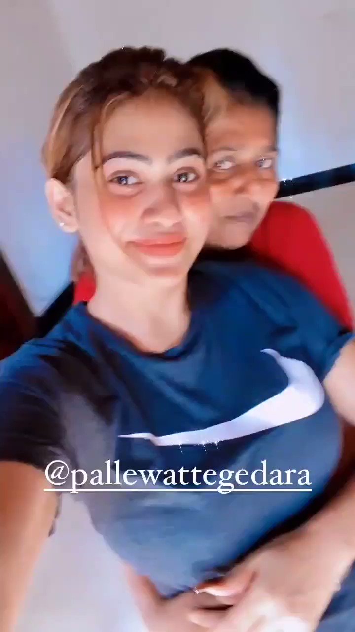 Piumi Hansamali ˢᴸ on X: Son mom 😘 t.coq3BoDPyh3R  X