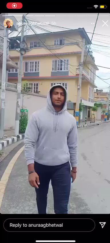 What IGNORANCE, ARROGANCE & BLIND PRIVILEGE LOOKS & SOUNDS LIKE! If you’ve ever wondered about that then here is a video for you ALL to see.
What a shame in the name of an educated youngster who probably has potential to do good in life but instead is out on the streets - https://t.co/rhCKC4MsWq